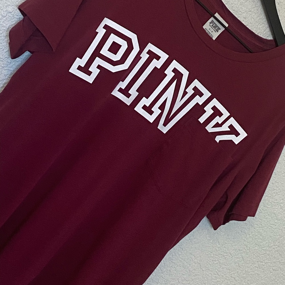 PINK Victoria’s Secret | Red Pocket Tee | Large